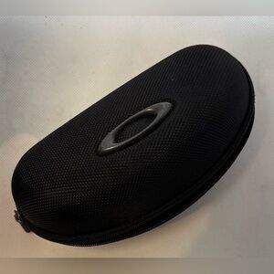 Oakley | Radar Array Soft Vault glasses case